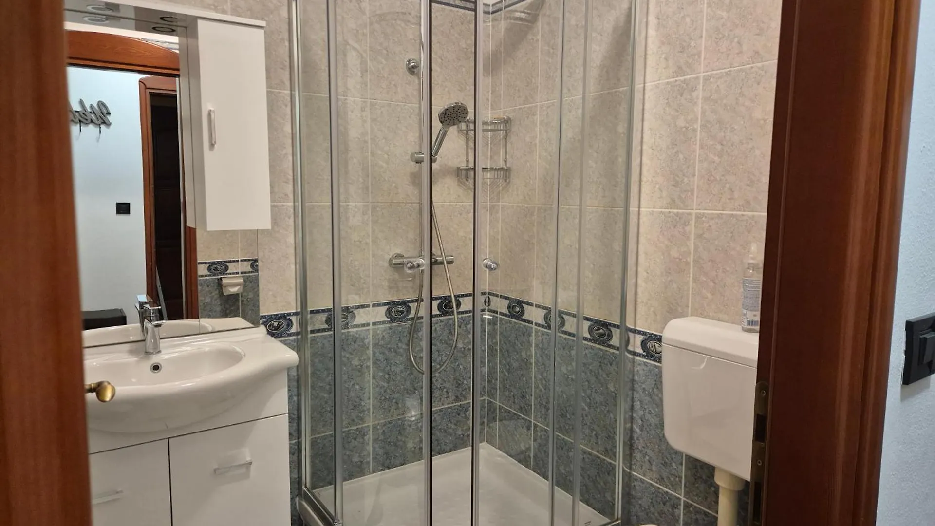 Apartments Antolovic Vrsar 0*,  Croatia